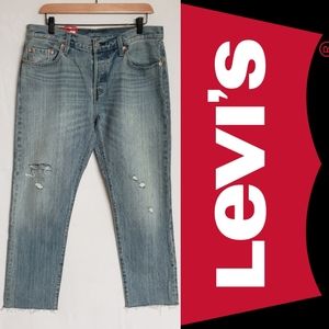 NWT Levi's 501CT Cropped Tappered